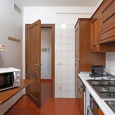 Готель Casa Di Titti By Wonderful Italy Ольбія